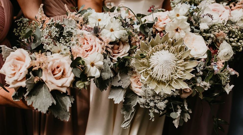 Flowers in Wedding Planning